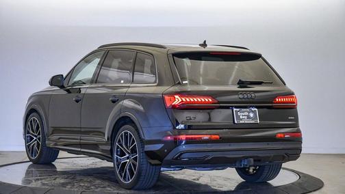 2023 Audi Q7 55 Prestige