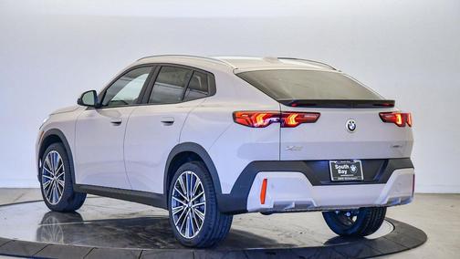 2026 BMW X2 xDrive28i