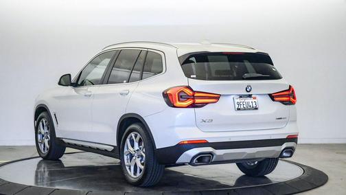 Mineral White Metallic 2023 BMW X3 xDrive30i
