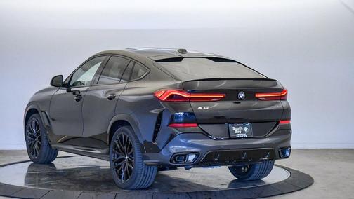 2026 BMW X6 xDrive40i