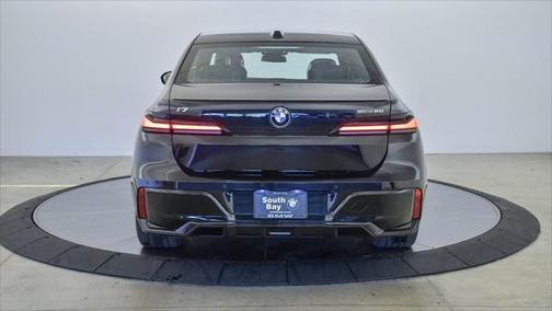 2025 BMW i7 eDrive50