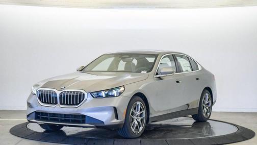 Oxide Grey Metallic 2026 BMW 540 xDrive