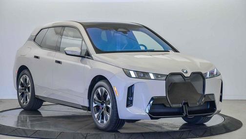 2026 BMW iX xDrive45