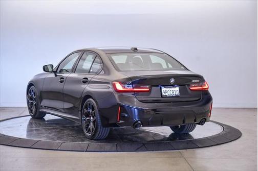 2025 BMW 330 i