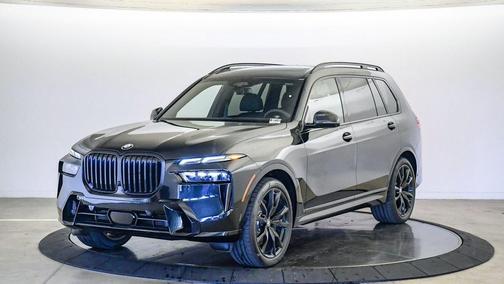 Black Sapphire Metallic 2026 BMW X7 xDrive40i