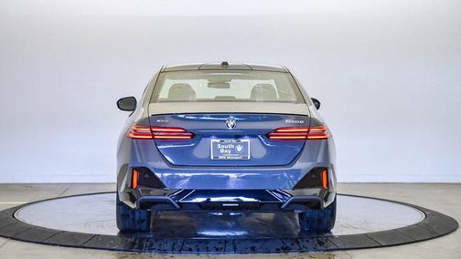 2026 BMW 550e xDrive