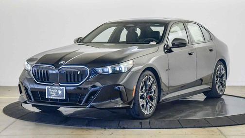 Black Sapphire Metallic 2026 BMW i5 eDrive40