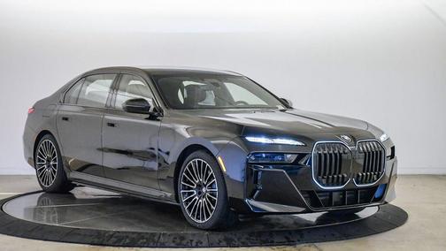 Black Sapphire Metallic 2026 BMW 750e i xDrive