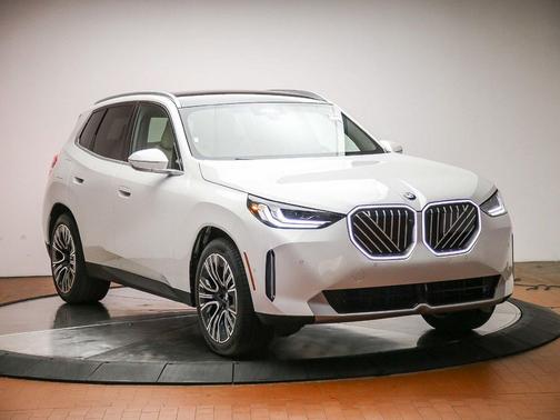 Mineral White Metallic 2026 BMW X3 30 xDrive