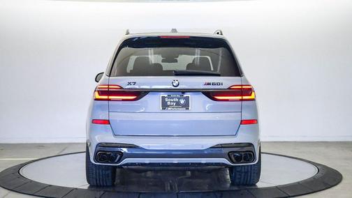 Brooklyn Grey Metallic 2026 BMW X7 M60i