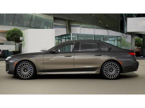 2026 BMW 760 xDrive