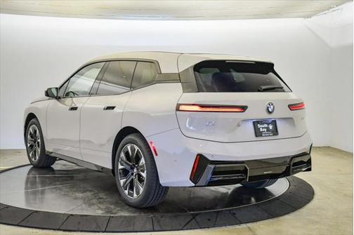 2026 BMW iX xDrive60