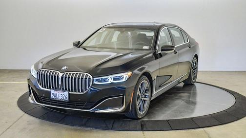 2022 BMW 750 i xDrive