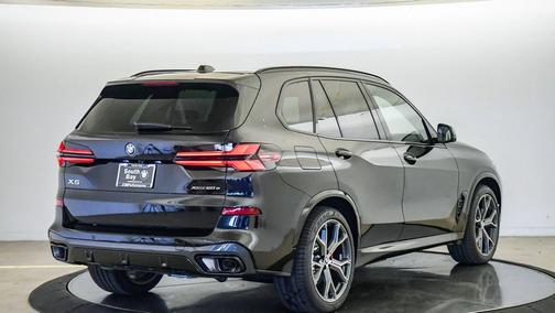 Black Sapphire Metallic 2026 BMW X5 PHEV xDrive50e