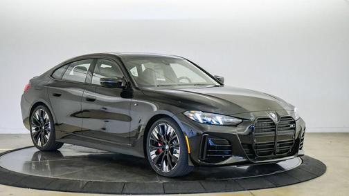 Black Sapphire Metallic 2026 BMW M440 i
