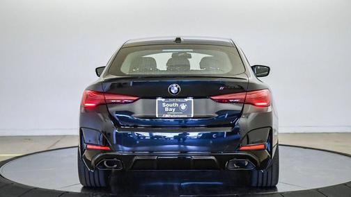 Black Sapphire Metallic 2026 BMW M440 i