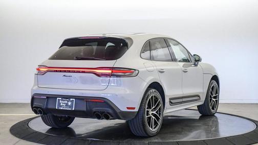 Chalk 2024 Porsche Macan Macan