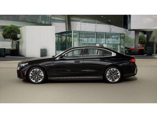 Black Sapphire Metallic 2026 BMW i5 xDrive40