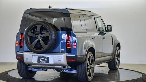2021 Land Rover Defender 110 SE