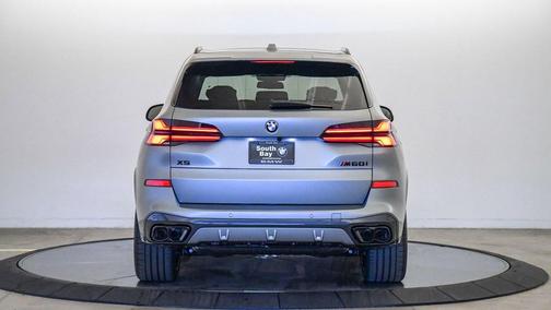 2026 BMW X5 M60i
