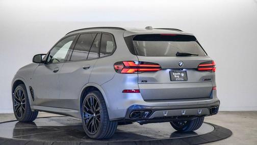 2026 BMW X5 M60i
