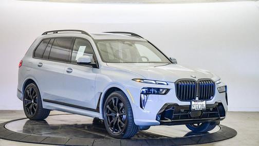 2026 BMW X7 xDrive40i