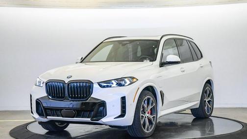 Mineral White Metallic 2026 BMW X5 PHEV xDrive50e