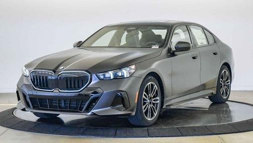 Frozen Deep Gre 2027 BMW 530 i