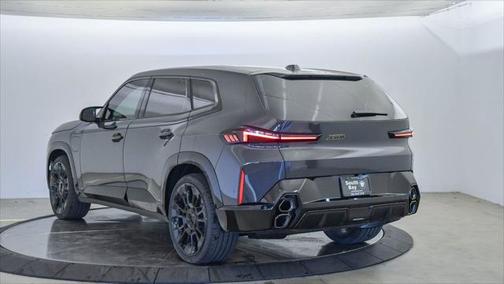2025 BMW XM Base