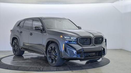 2025 BMW XM Base