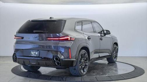 2025 BMW XM Base