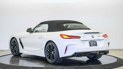 Alpine White 2026 BMW Z4 sDrive30i