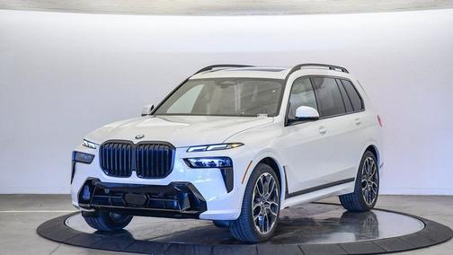 2026 BMW X7 xDrive40i
