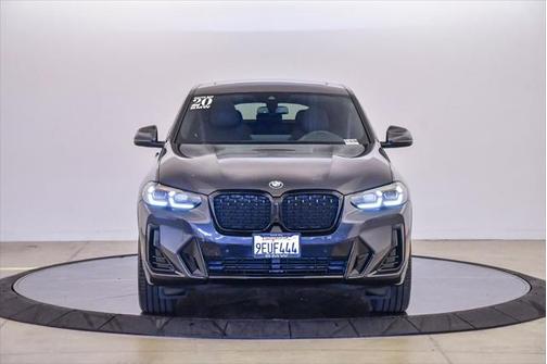 2023 BMW X4 xDrive30i