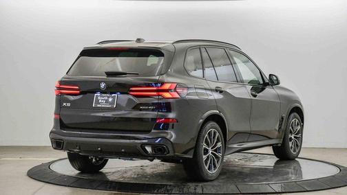 Black Sapphire Metallic 2026 BMW X5 xDrive40i