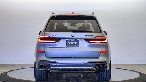 2026 BMW X7 M60i
