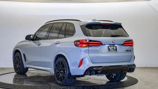 2026 BMW X5 M Base
