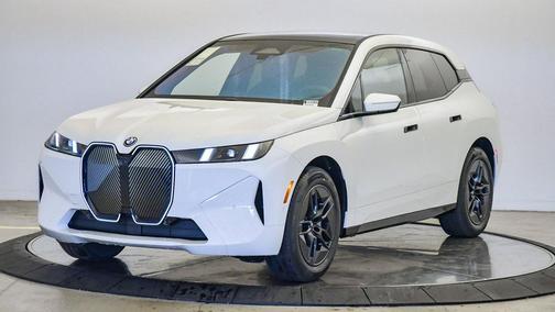 2026 BMW iX xDrive60