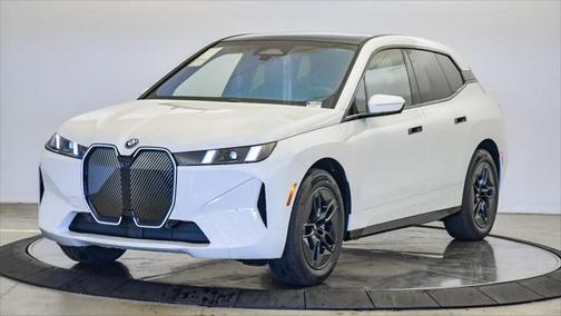 2026 BMW iX xDrive60