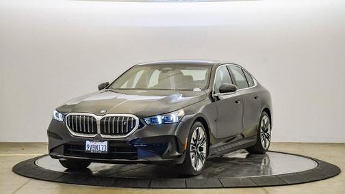 2025 BMW i5 xDrive40