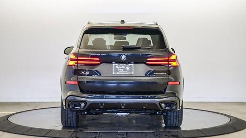 Black Sapphire Metallic 2026 BMW X5 PHEV xDrive50e