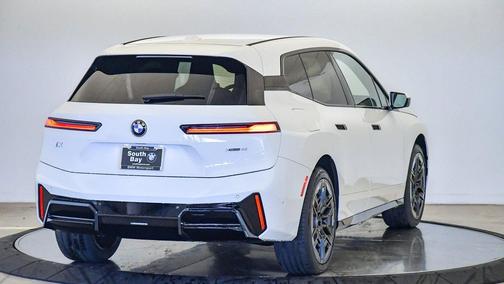 2026 BMW iX xDrive45