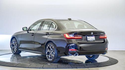 2025 BMW 330 330i