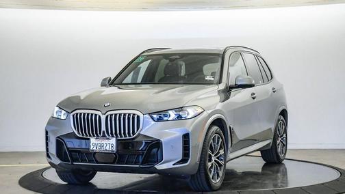 Skyscraper Grey Metallic 2026 BMW X5 sDrive40i