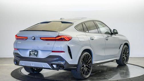 Gray 2027 BMW X6 xDrive40i