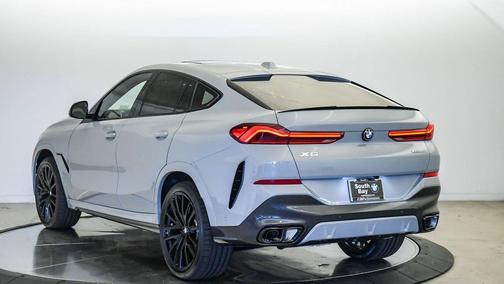 Gray 2027 BMW X6 xDrive40i