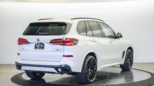 Mineral White Metallic 2026 BMW X5 sDrive40i