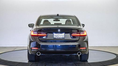 Black Sapphire Metallic 2023 BMW 330 330i
