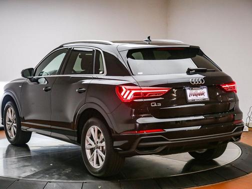 Mythos Black Metallic 2023 Audi Q3 45 S line Premium Plus