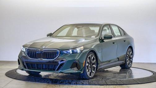 2026 BMW 550e xDrive